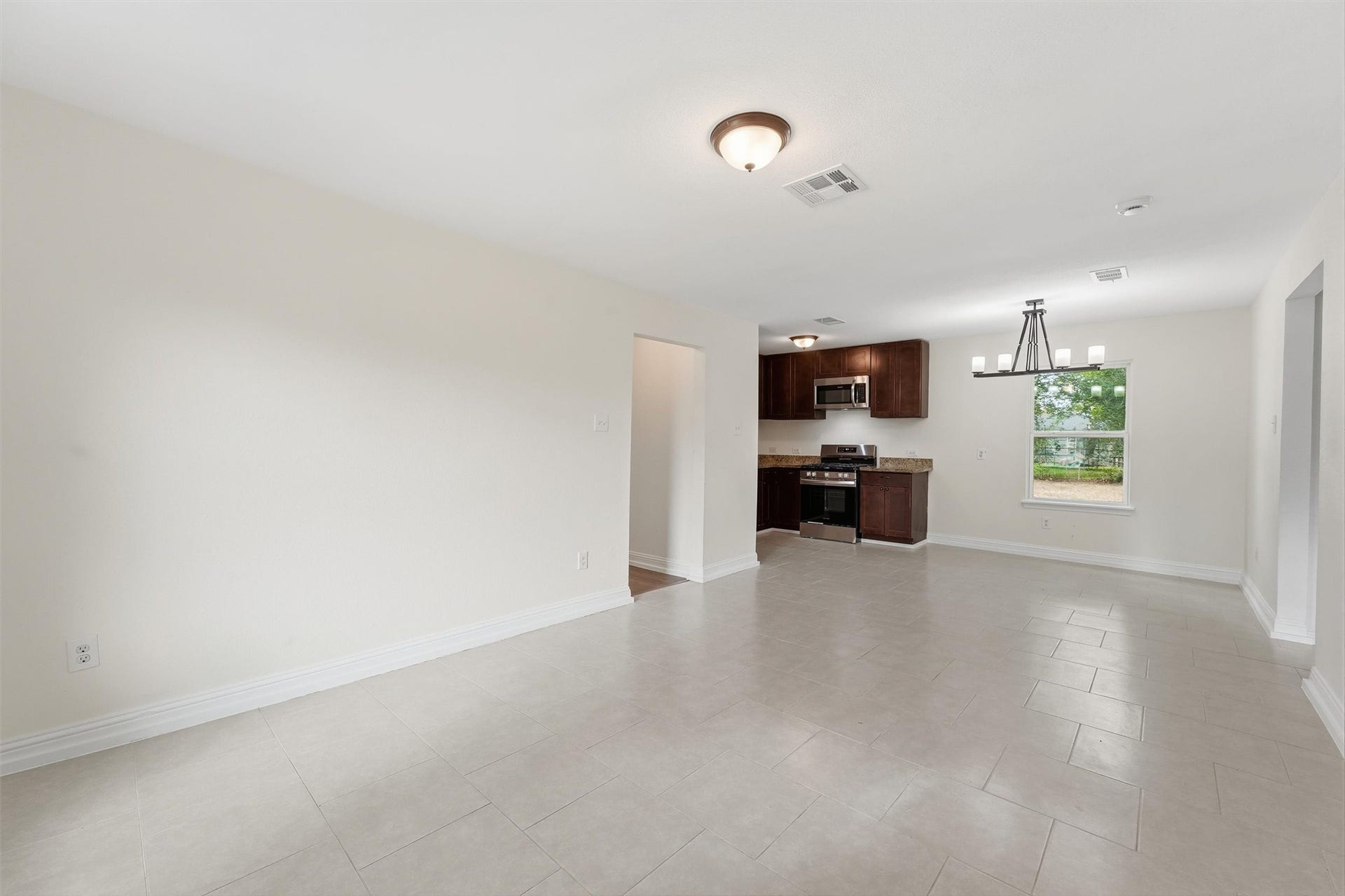 7802 Darnay Drive, Houston, TX 77033