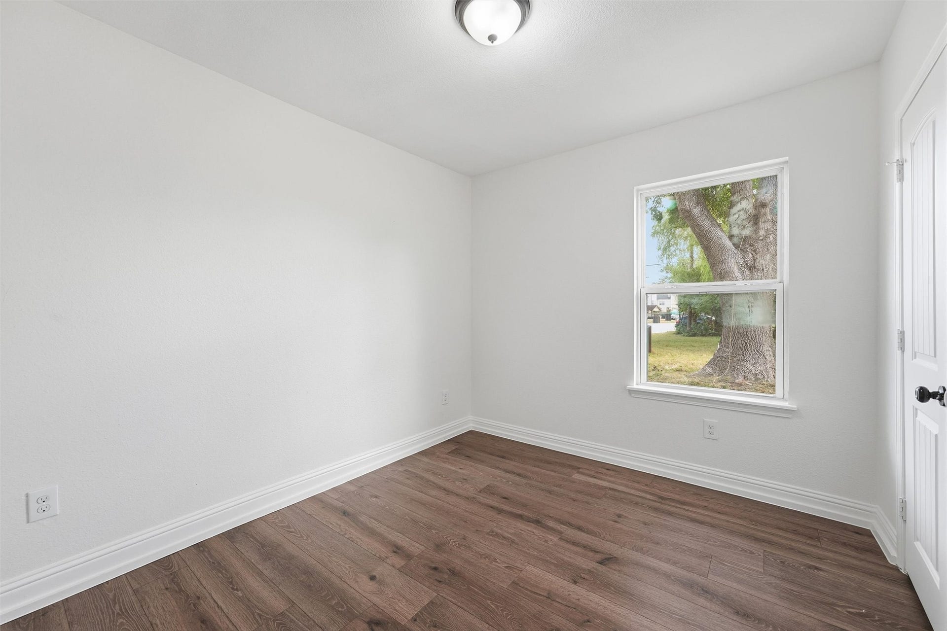 7802 Darnay Drive, Houston, TX 77033