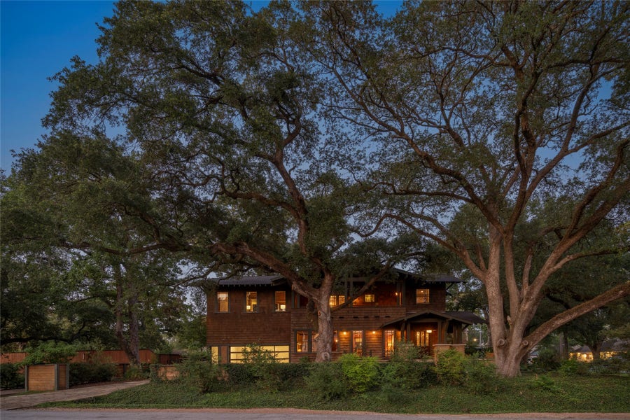 Property photo for 1090 Lamonte Lane, Houston, TX