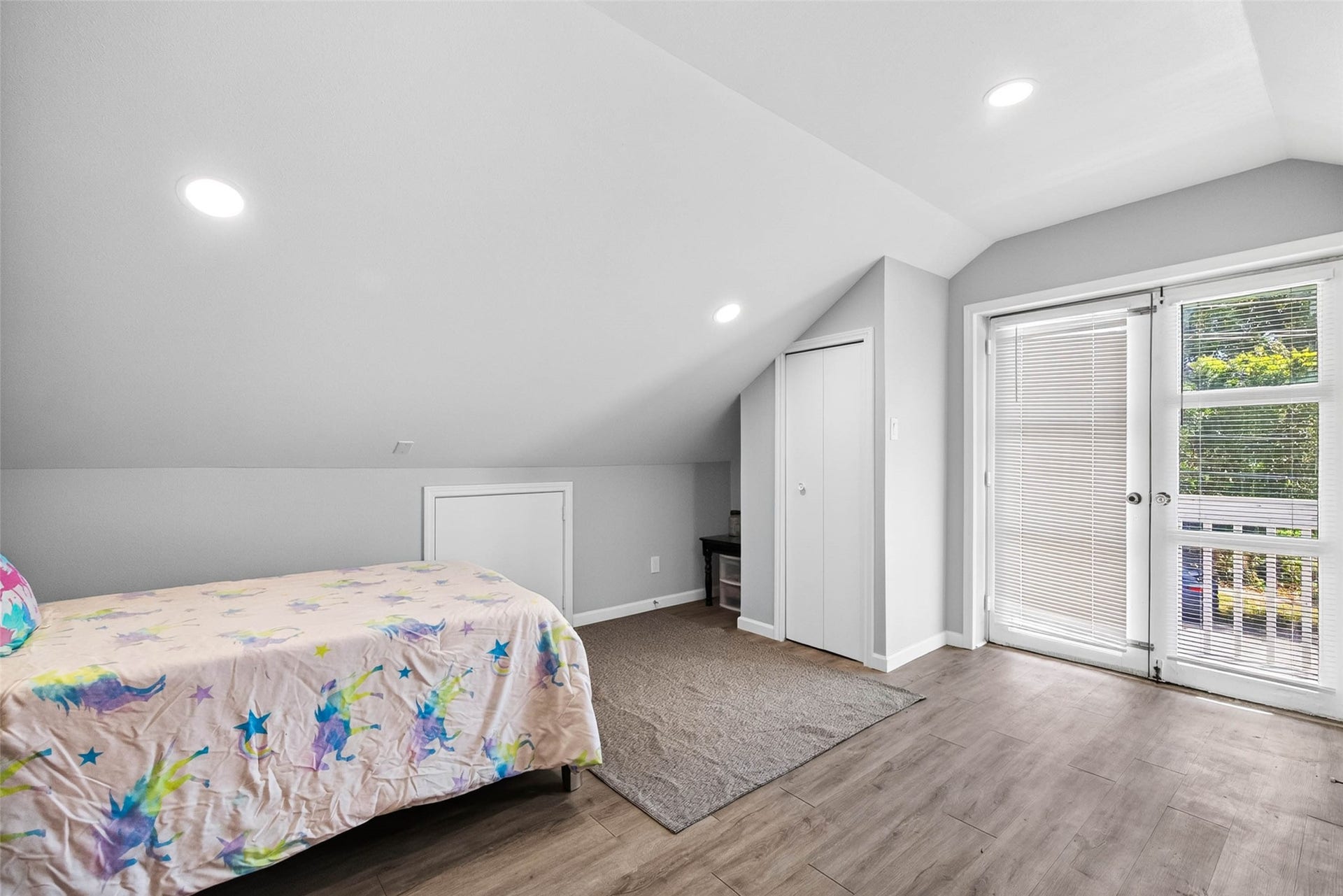 1240 Ross Street, La Marque, TX 77568 Third Bedroom with balcony Access