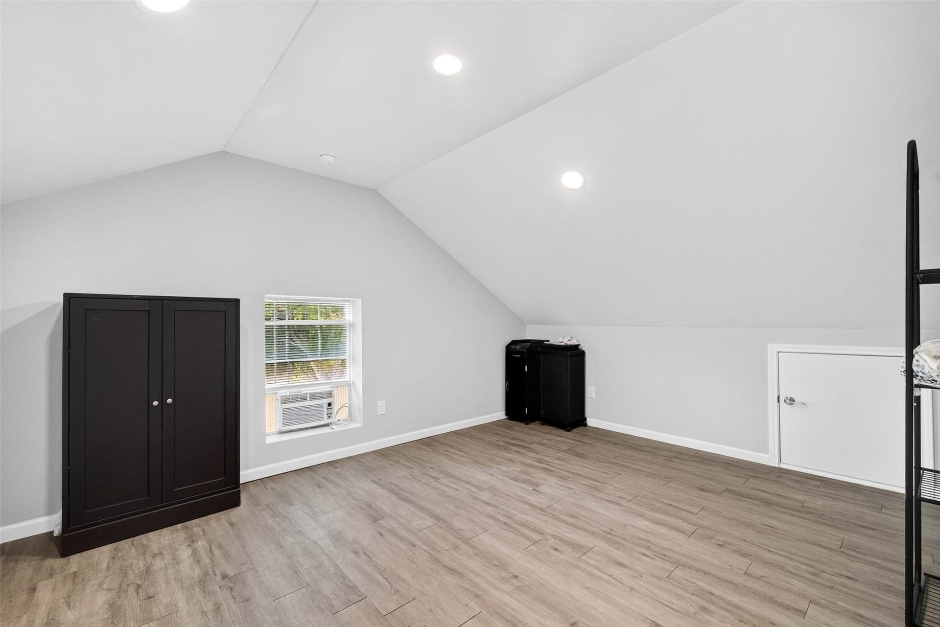 1240 Ross Street, La Marque, TX 77568 Second Bedroom