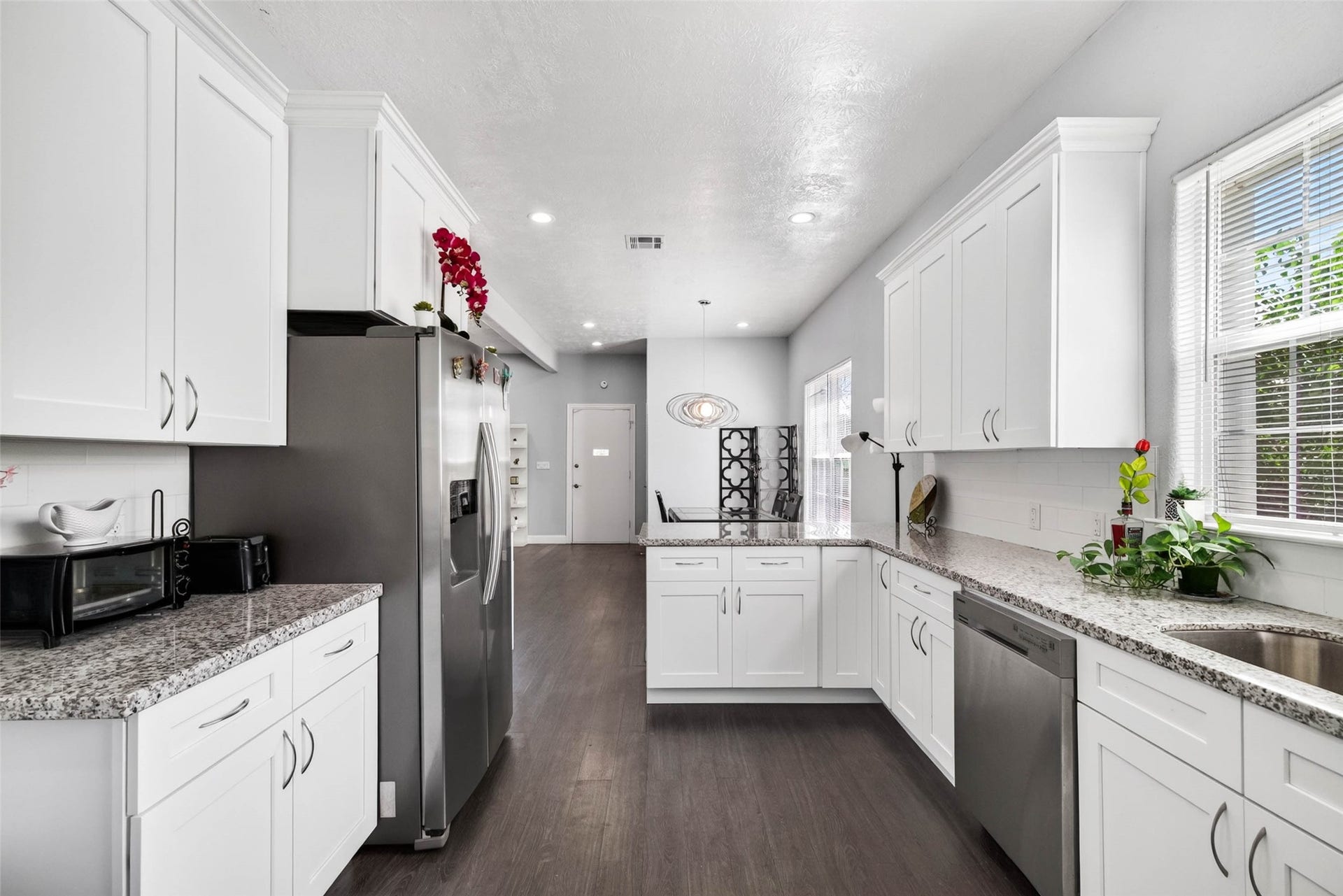 1240 Ross Street, La Marque, TX 77568 1240 Ross Street, La Marque, TX 77568