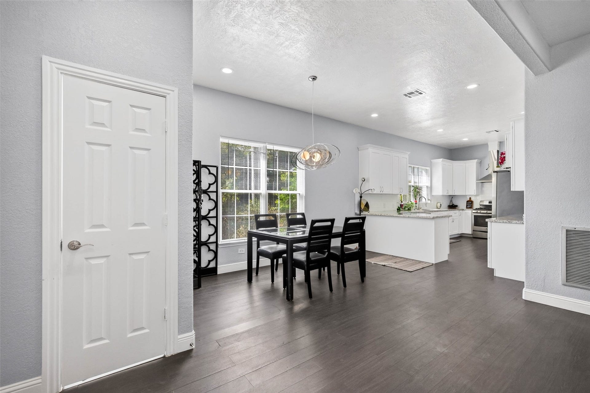 1240 Ross Street, La Marque, TX 77568 1240 Ross Street, La Marque, TX 77568