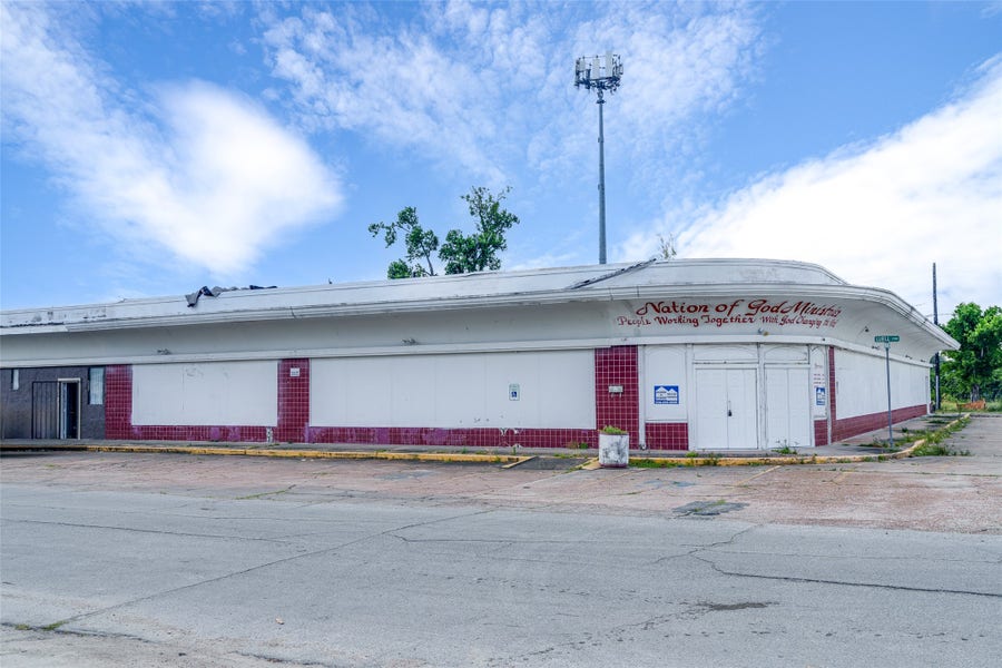 Property photo for 2900 Luell Street, Houston, TX