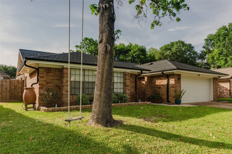 Property photo for 719 Ironwood Drive, Richmond, TX