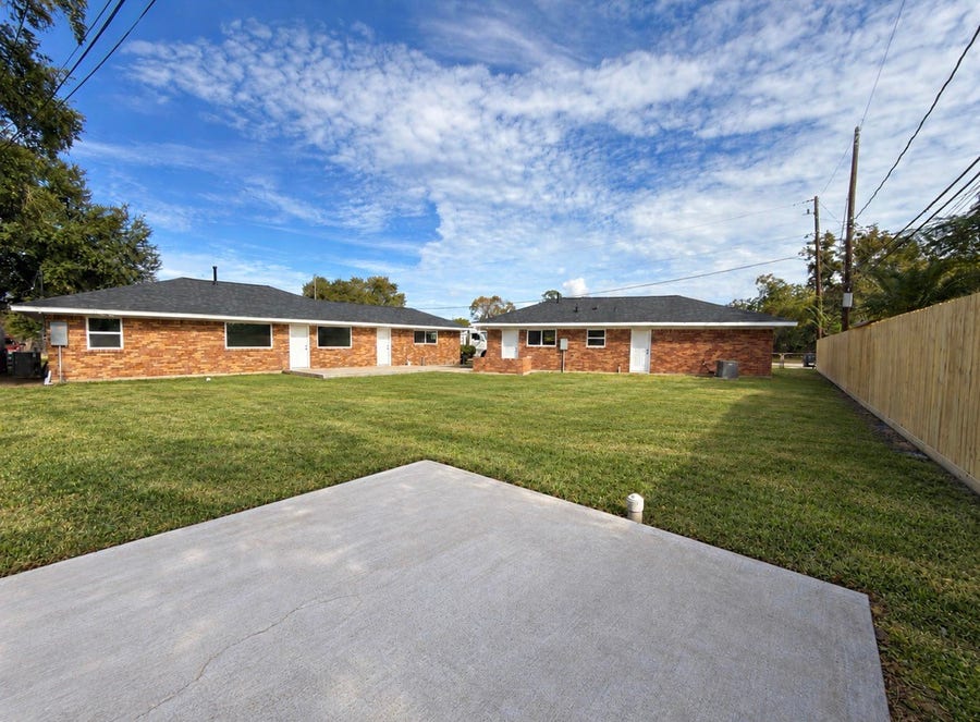 Property photo for 801 Redondo Drive, Houston, TX