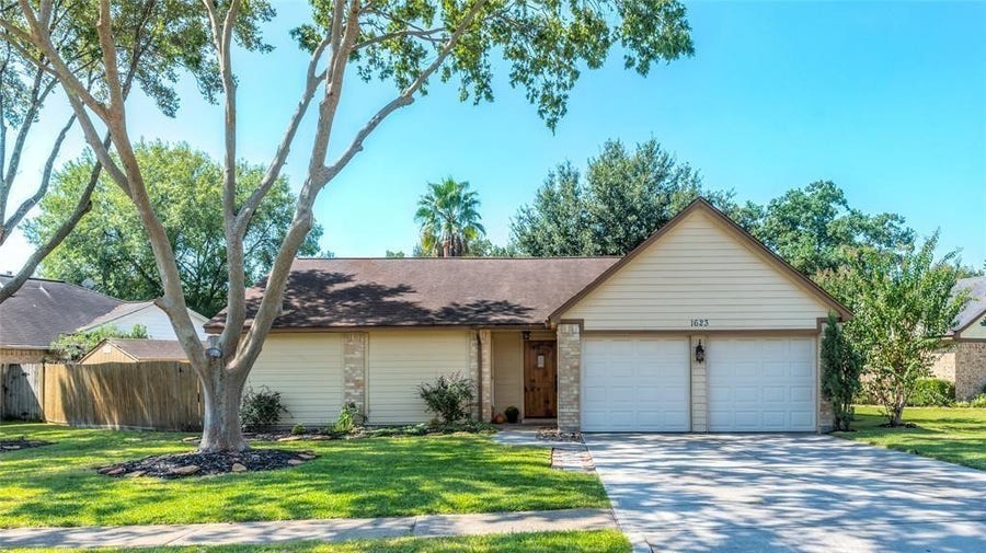 Property photo for 1623 Jo Ann Lane, Sugar Land, TX