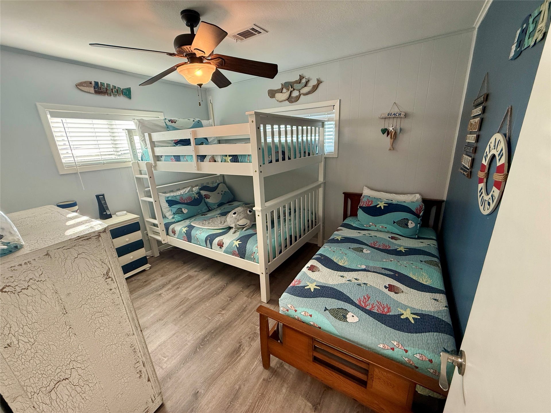 16719 Tahiti Way, Jamaica Beach, TX 77554 16719 Tahiti Way, Jamaica Beach, TX 77554