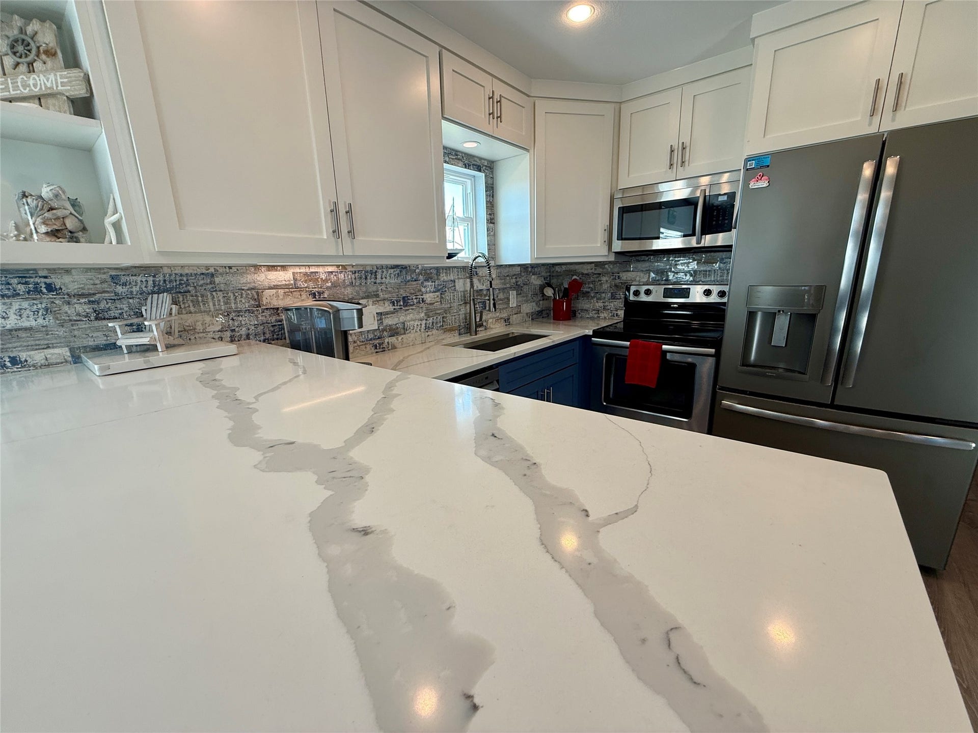 16719 Tahiti Way, Jamaica Beach, TX 77554 16719 Tahiti Way, Jamaica Beach, TX 77554