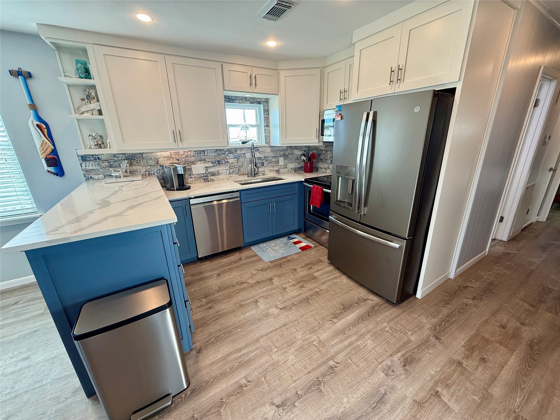 16719 Tahiti Way, Jamaica Beach, TX 77554 16719 Tahiti Way, Jamaica Beach, TX 77554