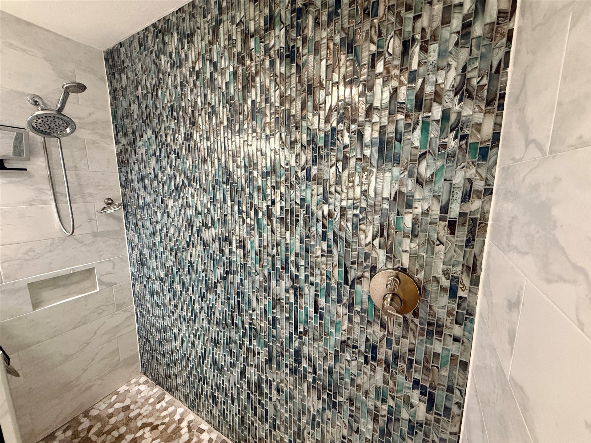 16719 Tahiti Way, Jamaica Beach, TX 77554 16719 Tahiti Way, Jamaica Beach, TX 77554