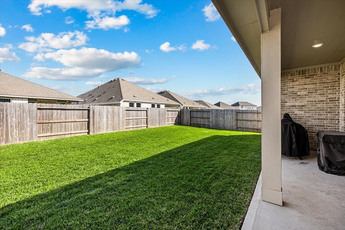 2816 Golden Isle Drive, Texas City, TX 77568 2816 Golden Isle Drive, Texas City, TX 77568