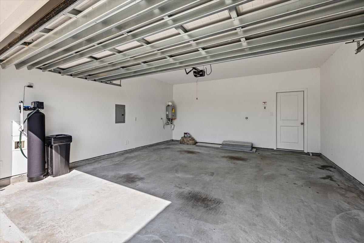 2816 Golden Isle Drive, Texas City, TX 77568 2816 Golden Isle Drive, Texas City, TX 77568