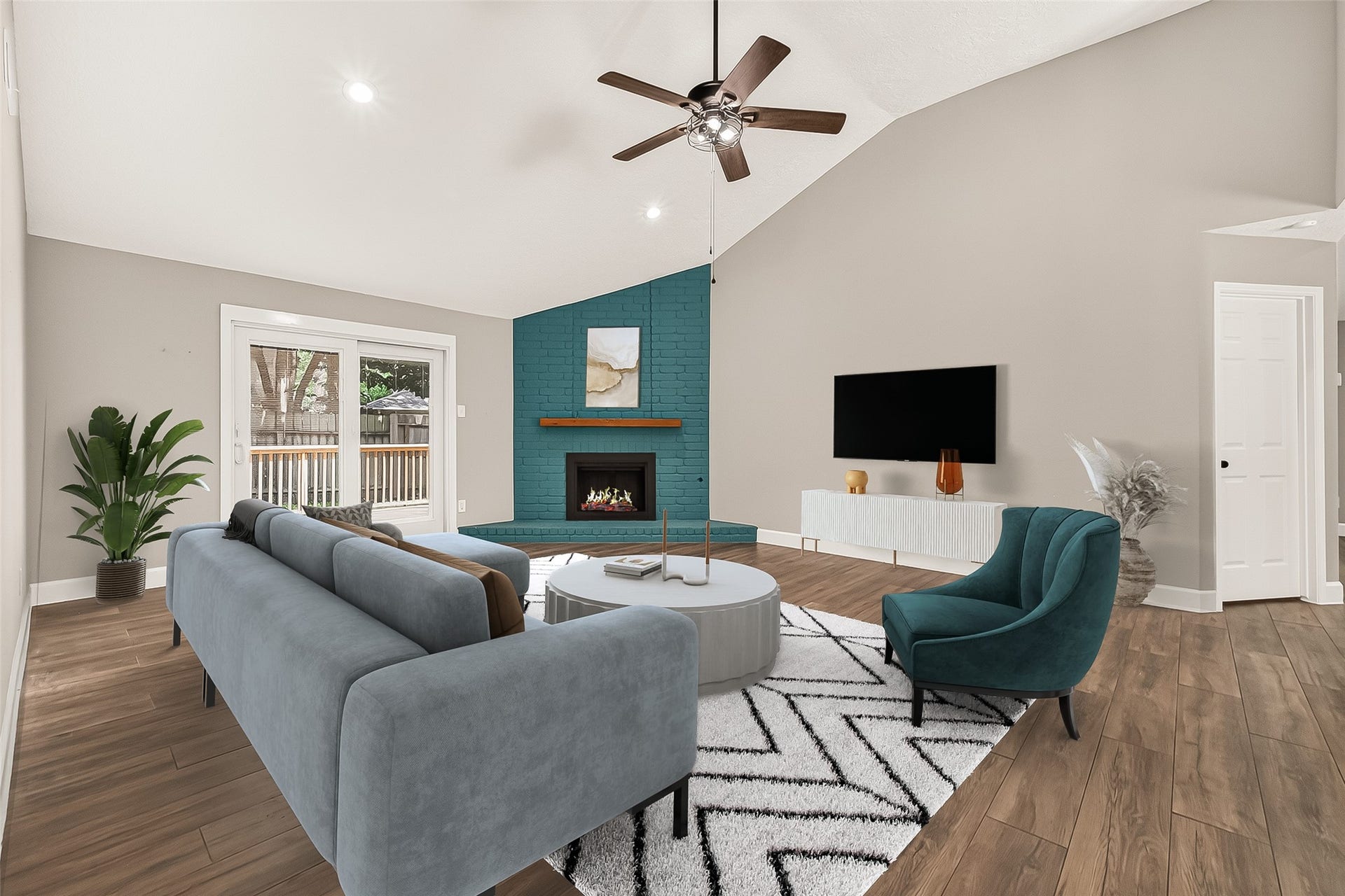 8 N Brook Pebble Court, The Woodlands, TX 77380