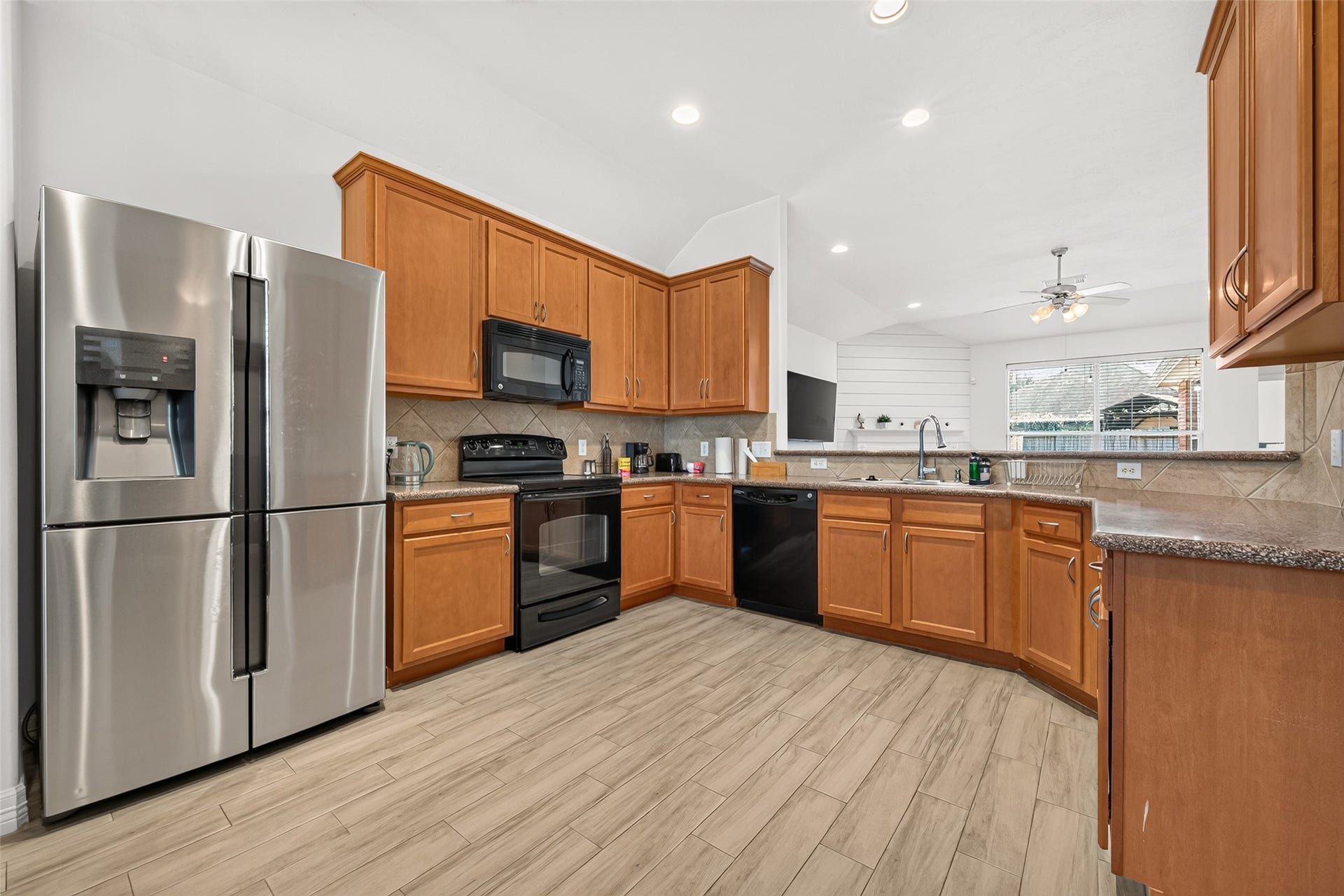 7419 Avalon Trce, Richmond, TX 77407 7419 Avalon Trce, Richmond, TX 77407