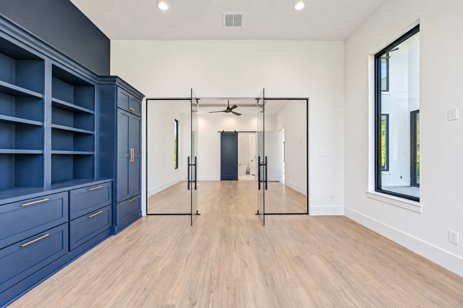 2219 Camden Creek Lane, Houston, TX 77077