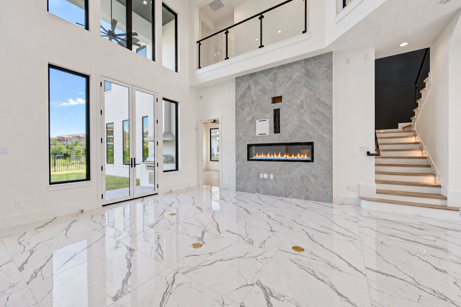 2219 Camden Creek Lane, Houston, TX 77077