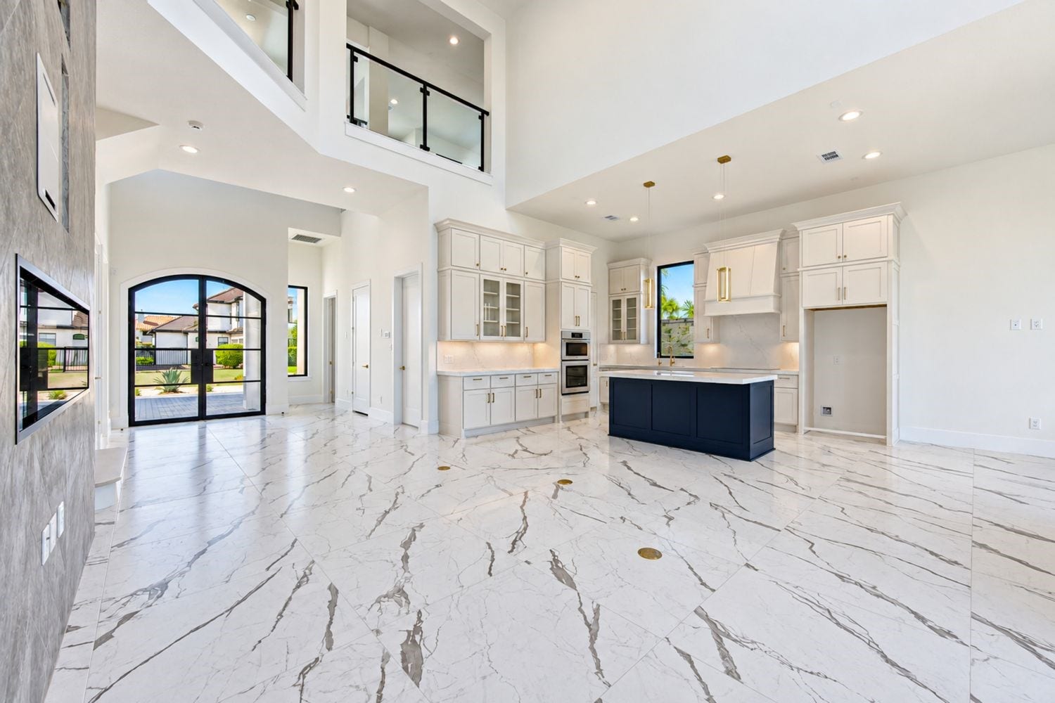 2219 Camden Creek Lane, Houston, TX 77077
