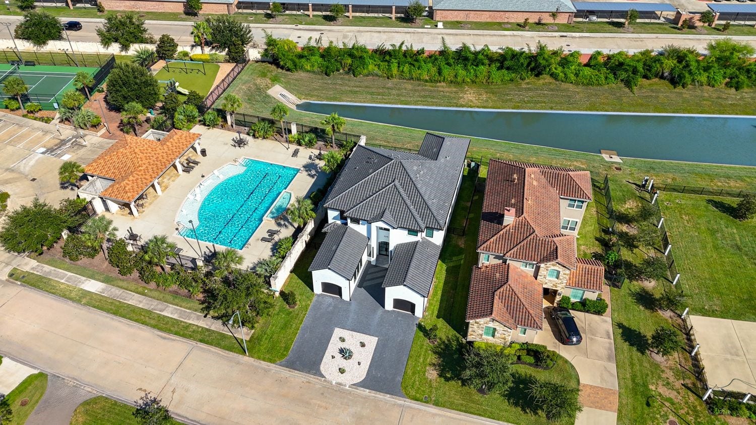 2219 Camden Creek Lane, Houston, TX 77077