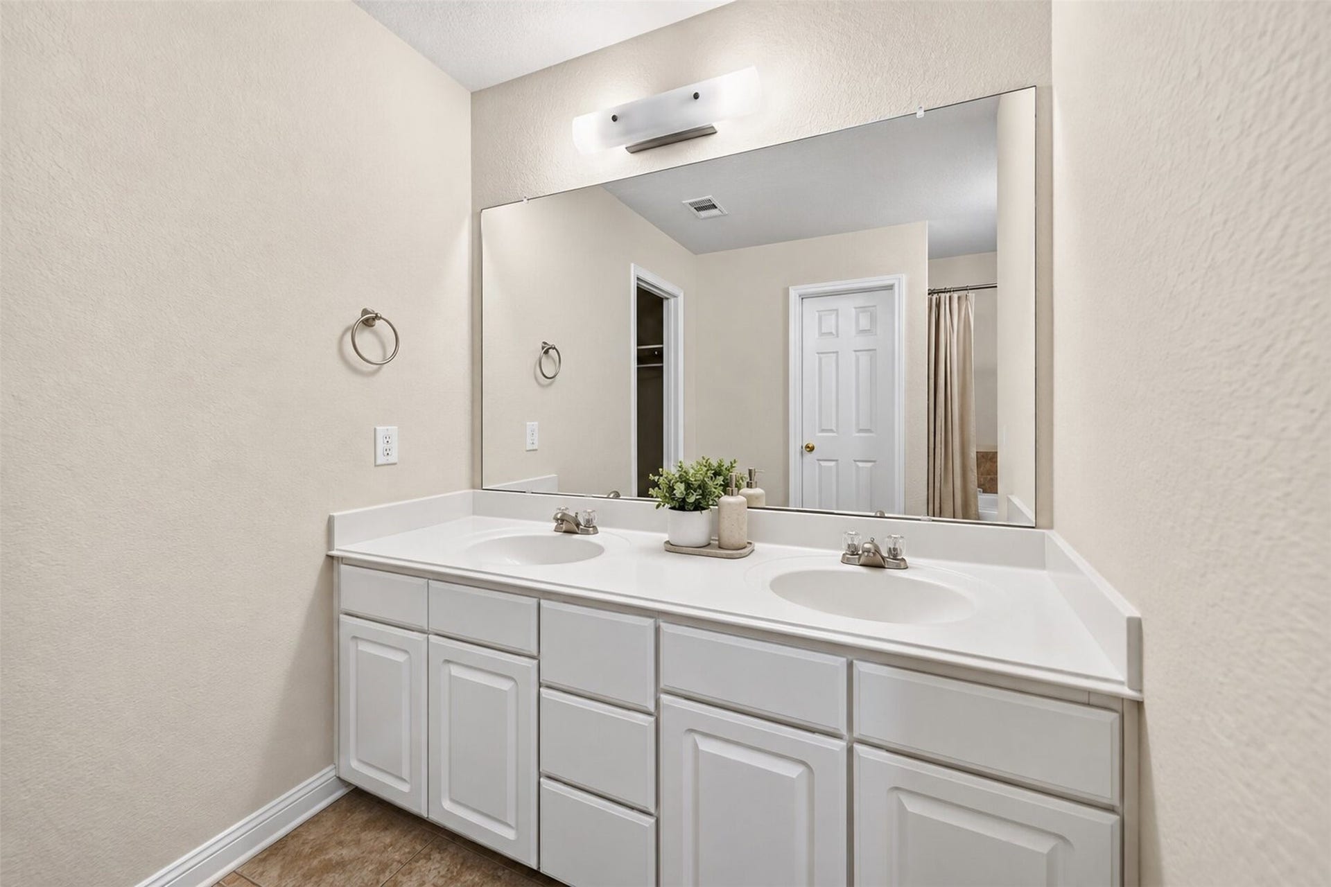 7227 Fox Scene Drive, Humble, TX 77338