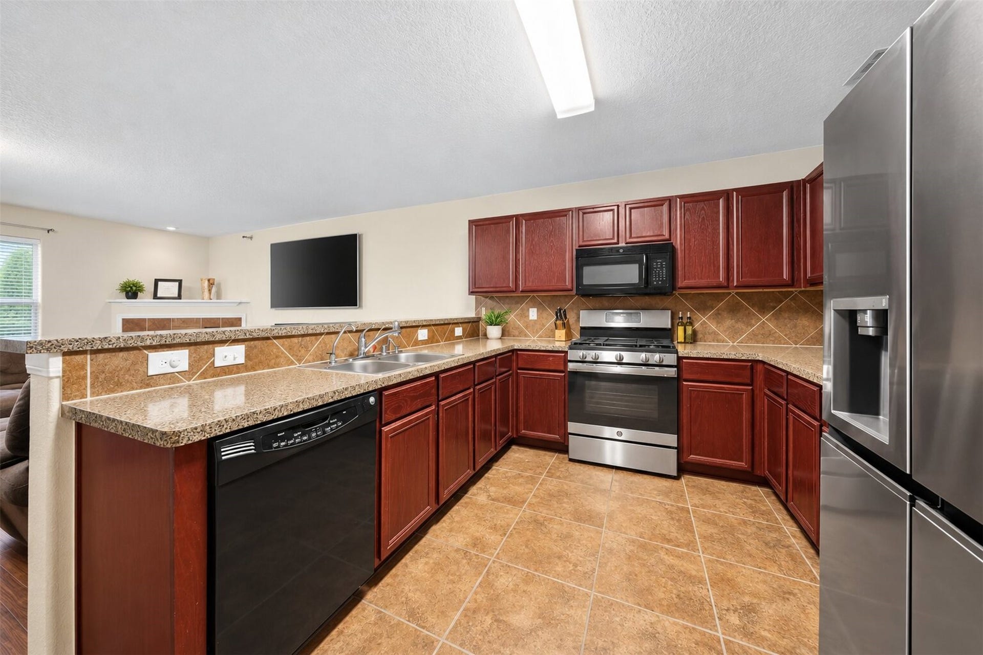 7227 Fox Scene Drive, Humble, TX 77338