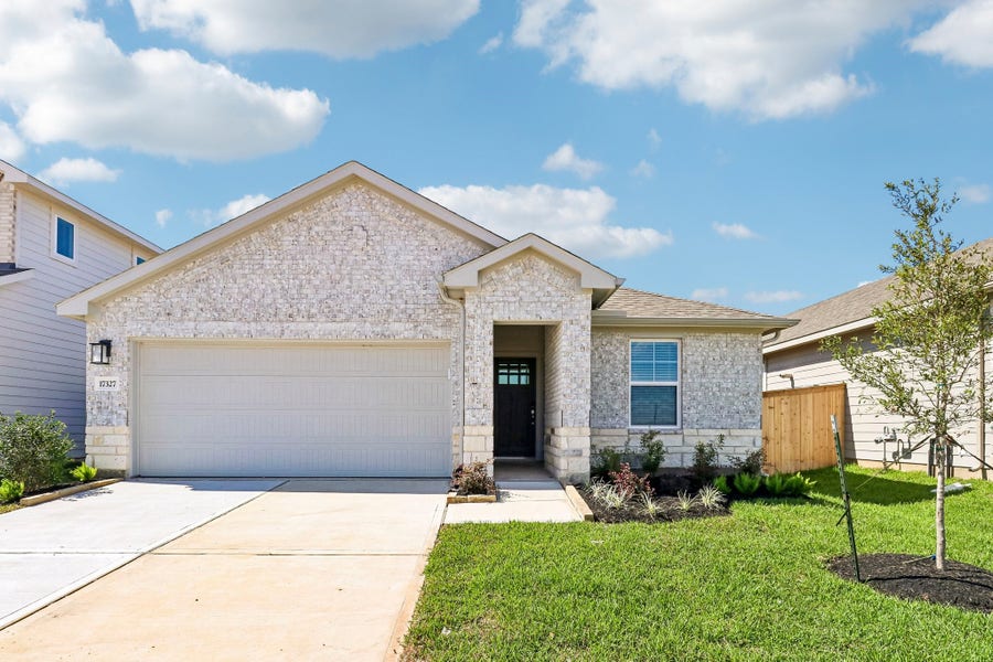 Property photo for 17327 Remington Meadows Street, Waller, TX