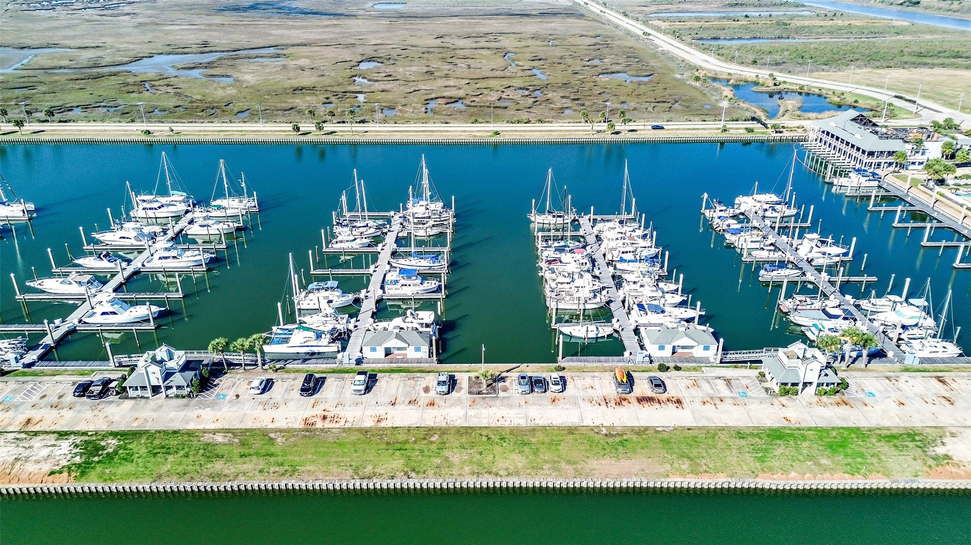 30 Long Key, Hitchcock, TX 77563 30 Long Key, Hitchcock, TX 77563