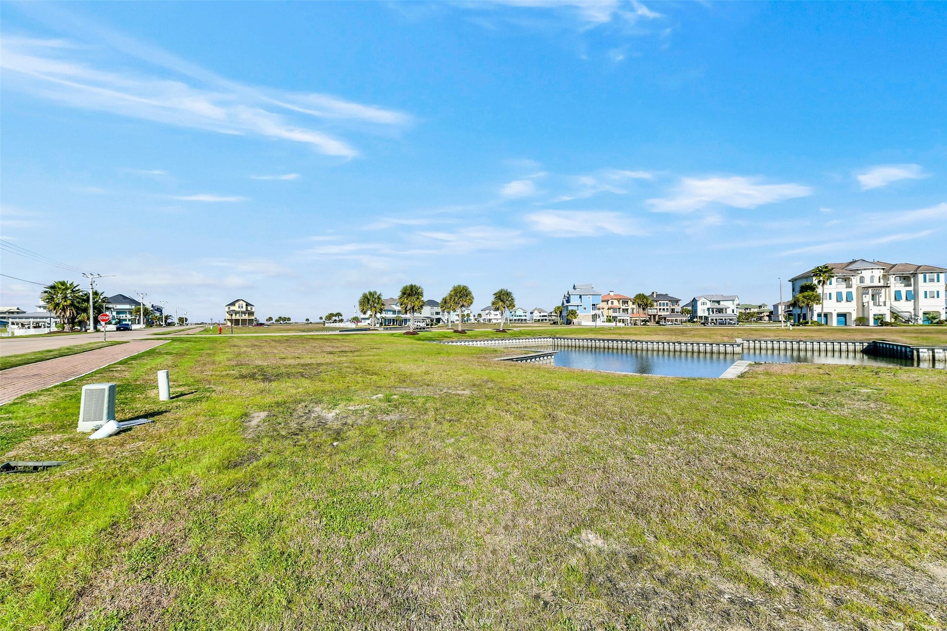 30 Long Key, Hitchcock, TX 77563 30 Long Key, Hitchcock, TX 77563