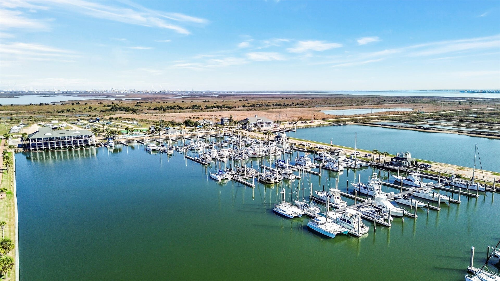 30 Long Key, Hitchcock, TX 77563 30 Long Key, Hitchcock, TX 77563