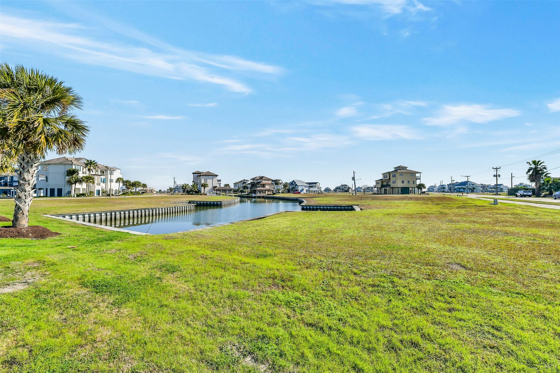 30 Long Key, Hitchcock, TX 77563 30 Long Key, Hitchcock, TX 77563