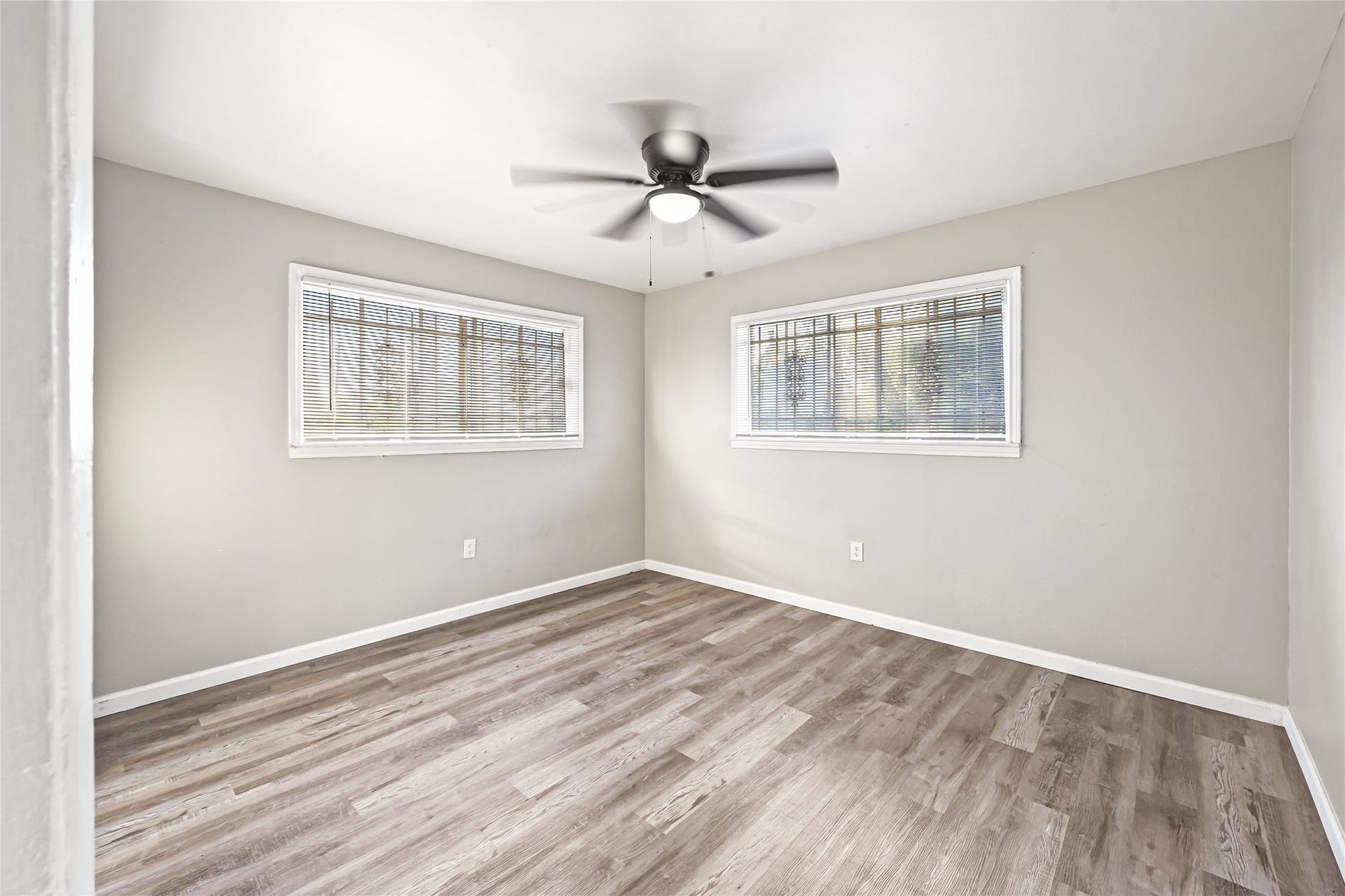 8001 South Loop E, #115, Houston, TX 77012 Second Bedroom