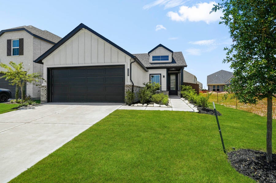 Property photo for 5322 Getty Lane, Iowa Colony, TX