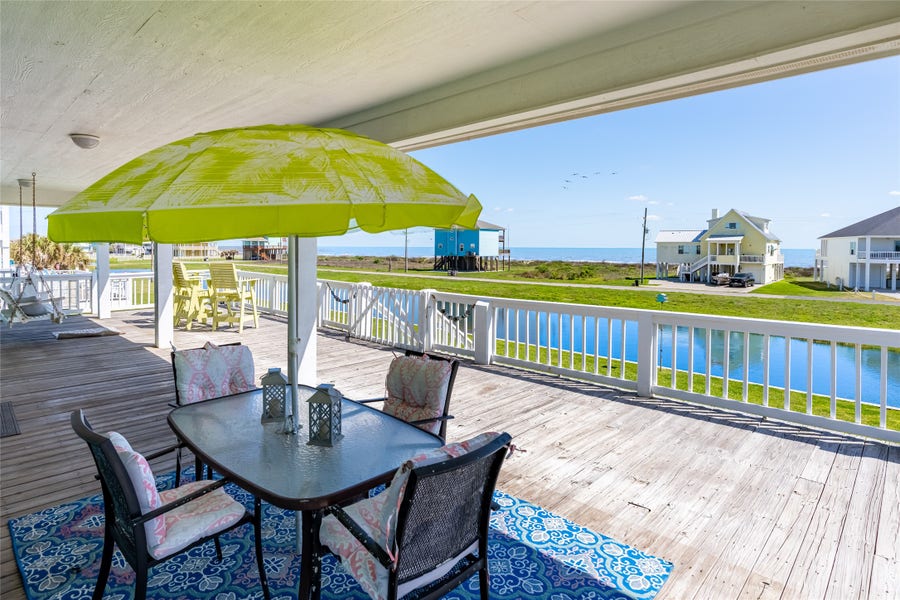 Property photo for 3174 Sea Castle Drive, Crystal Beach, TX