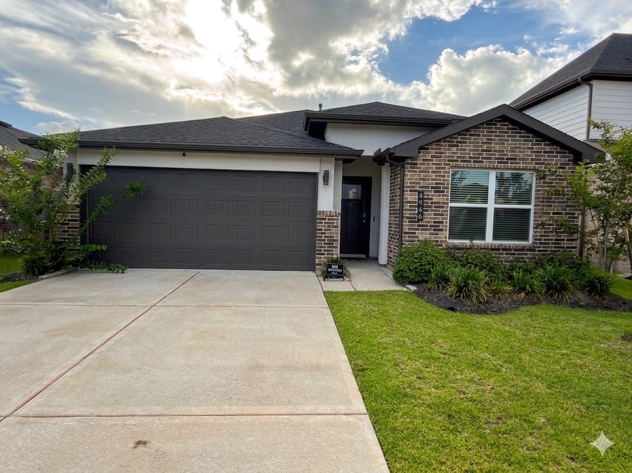 Property photo for 4946 Pine Haven Lane, Arcola, TX