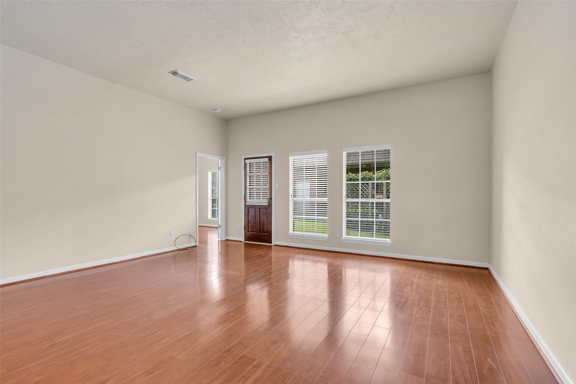 3310 Country Meadows Court, Pearland, TX 77584 Additional view of the living room space, designed to help visualize furniture placement and layout.