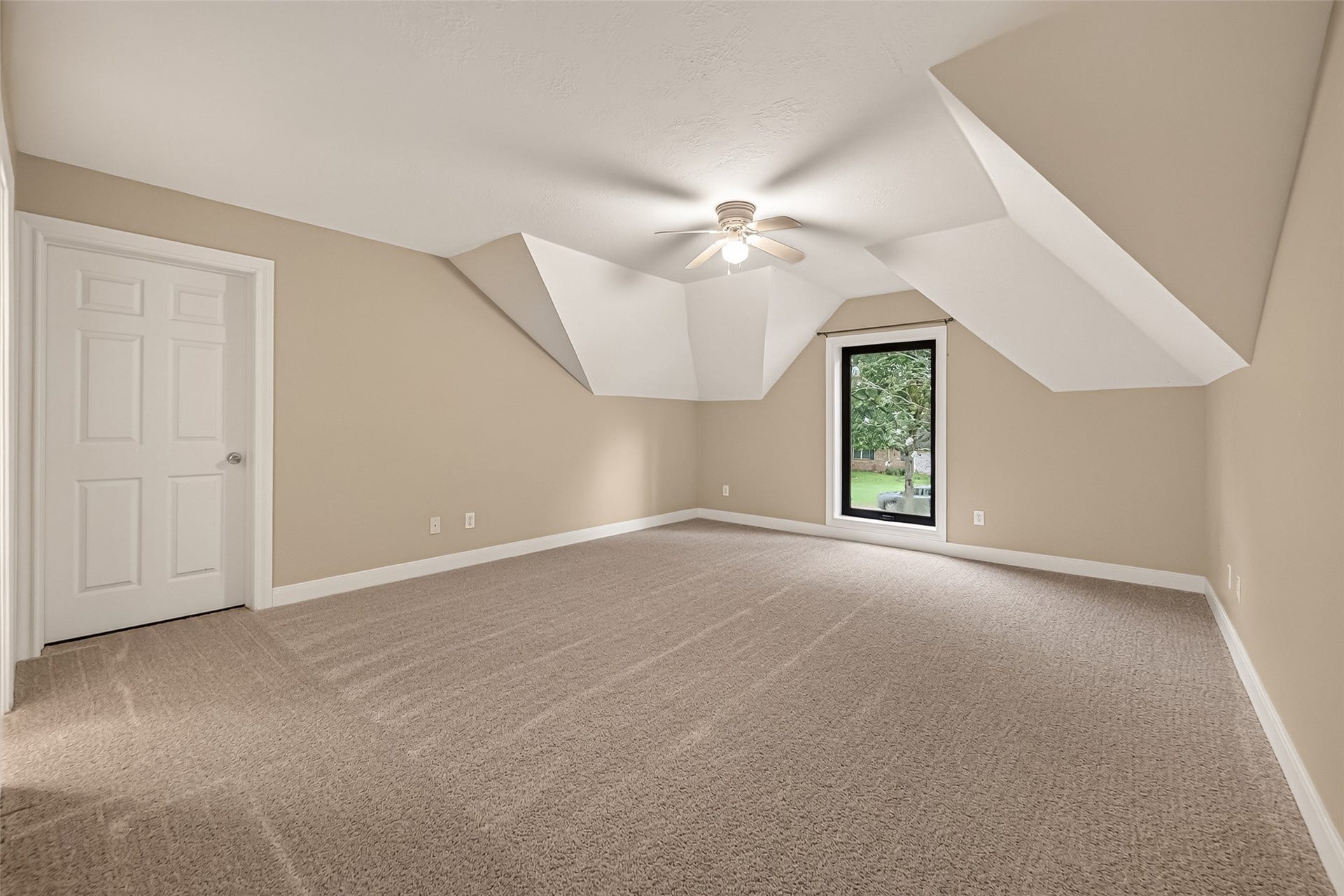 4334 Crystal Ridge Street, Missouri City, TX 77459