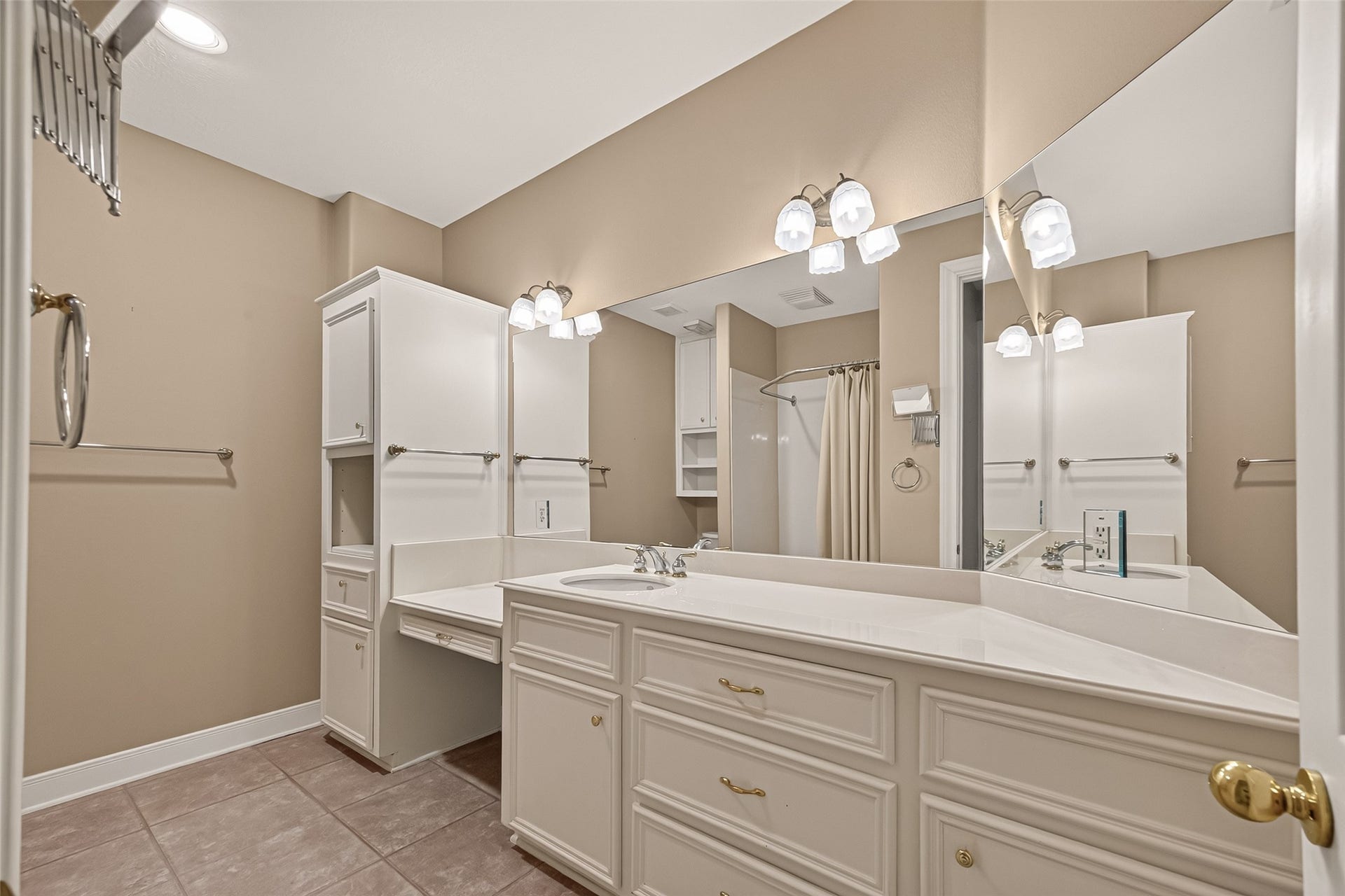 "Her" Primary Bathroom