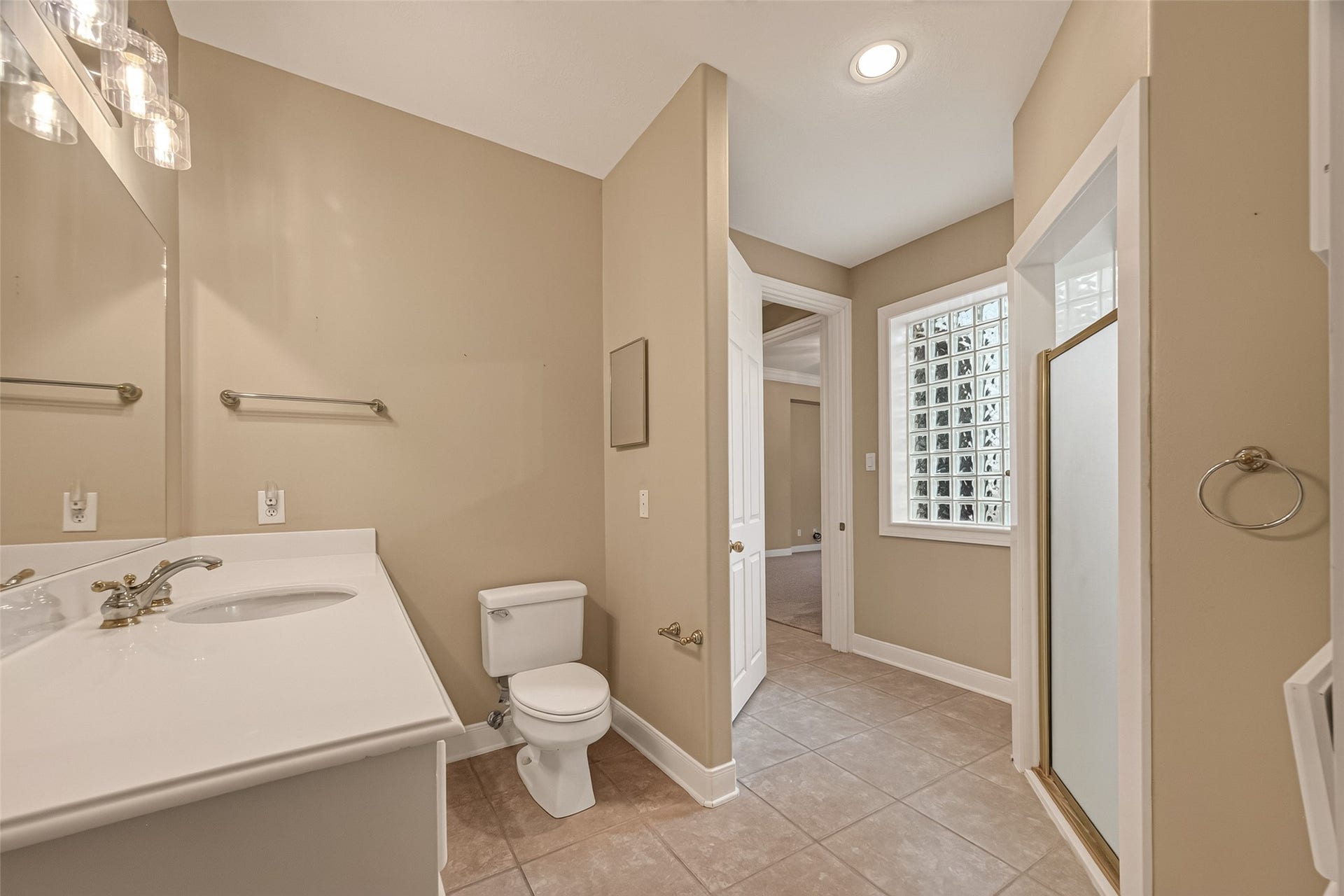 "His" Primary Bathroom