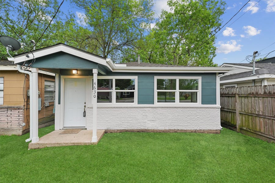 Property photo for 4630 Clover Street, Houston, TX