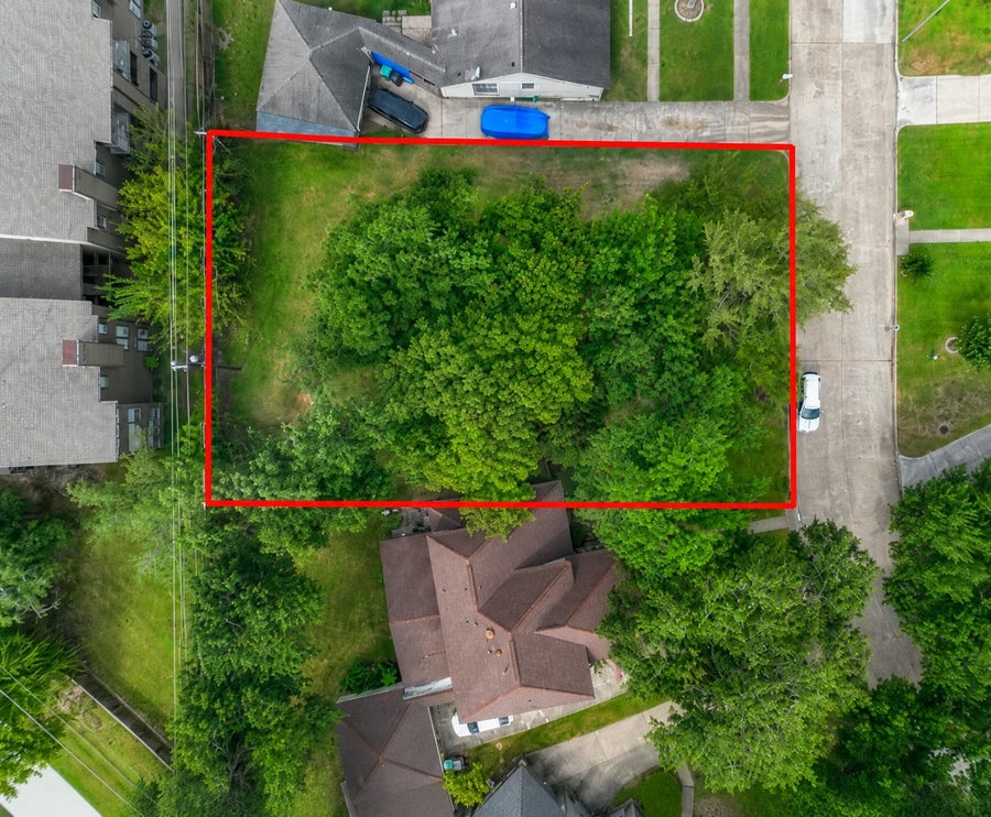 Property photo for 5307 Oak Cove Drive, Houston, TX