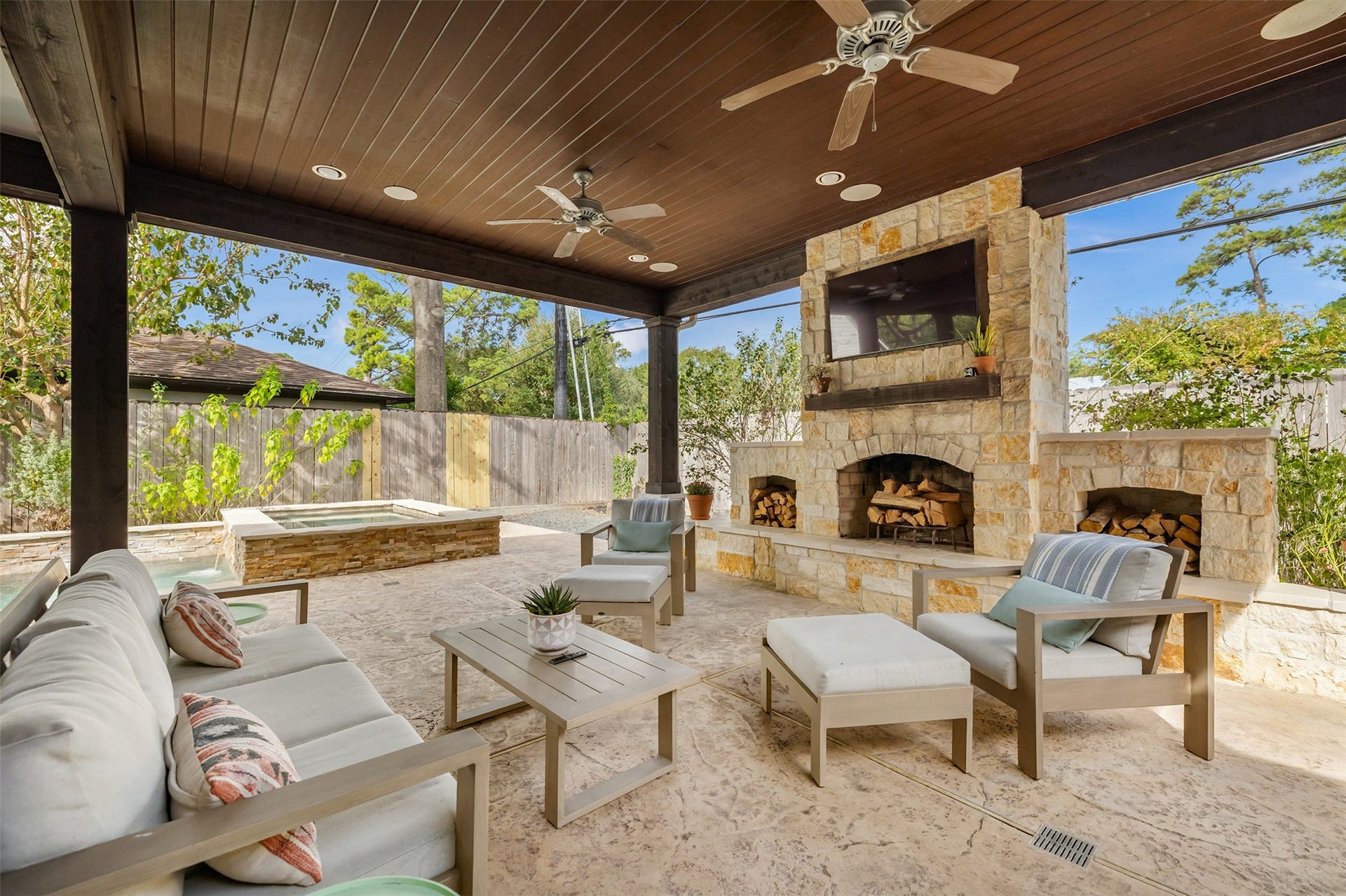 746 W 42nd Street, Houston, TX 77018