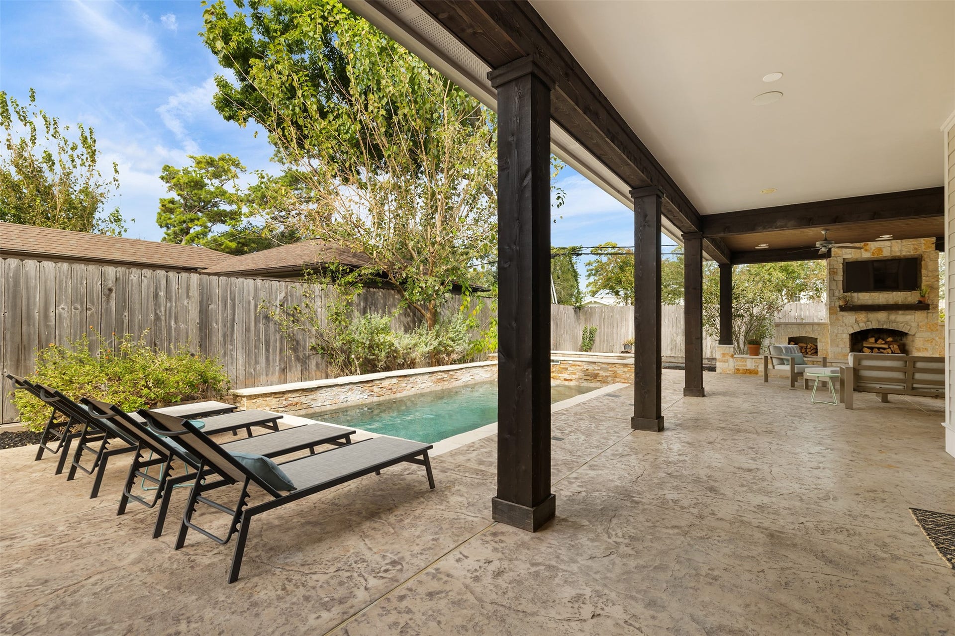 746 W 42nd Street, Houston, TX 77018