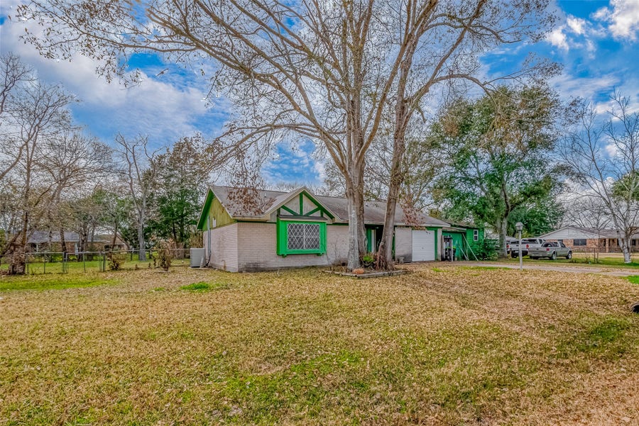 Property photo for 8806 Union Street, Needville, TX