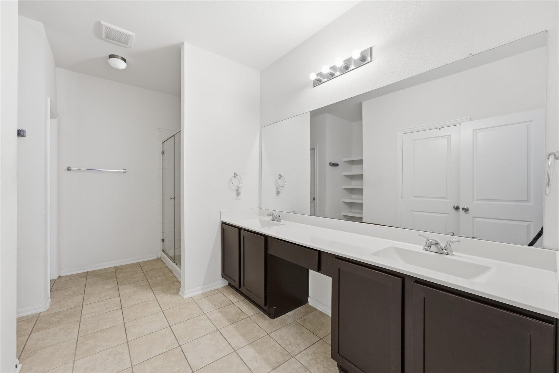 5303 Rivers Edge Drive, Richmond, TX 77469 5303 Rivers Edge Drive, Richmond, TX 77469