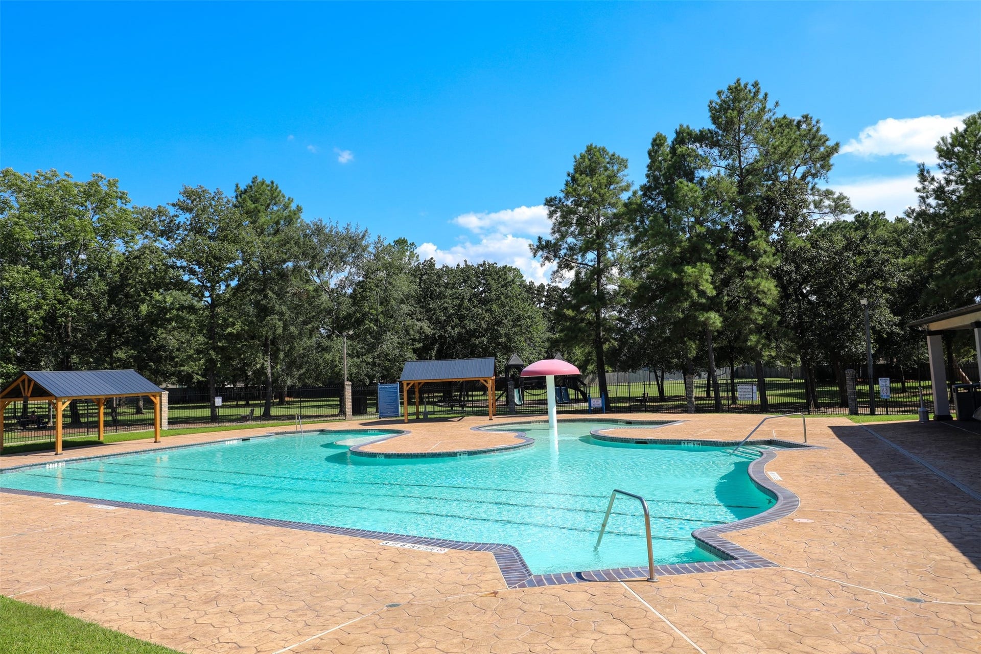 30533 Pleasant Oaks Drive, Magnolia, TX 77355 30533 Pleasant Oaks Drive, Magnolia, TX 77355