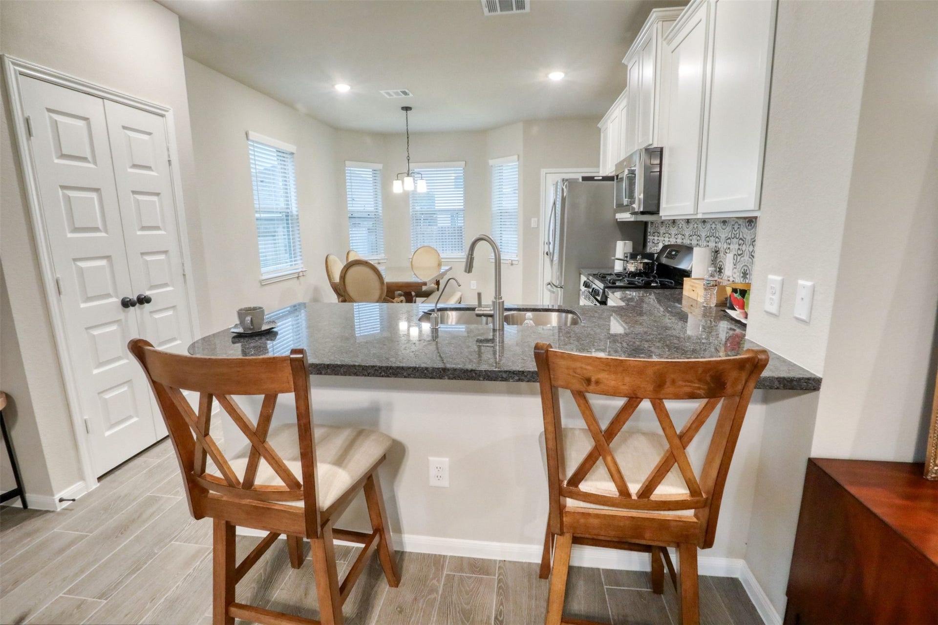 30533 Pleasant Oaks Drive, Magnolia, TX 77355 30533 Pleasant Oaks Drive, Magnolia, TX 77355
