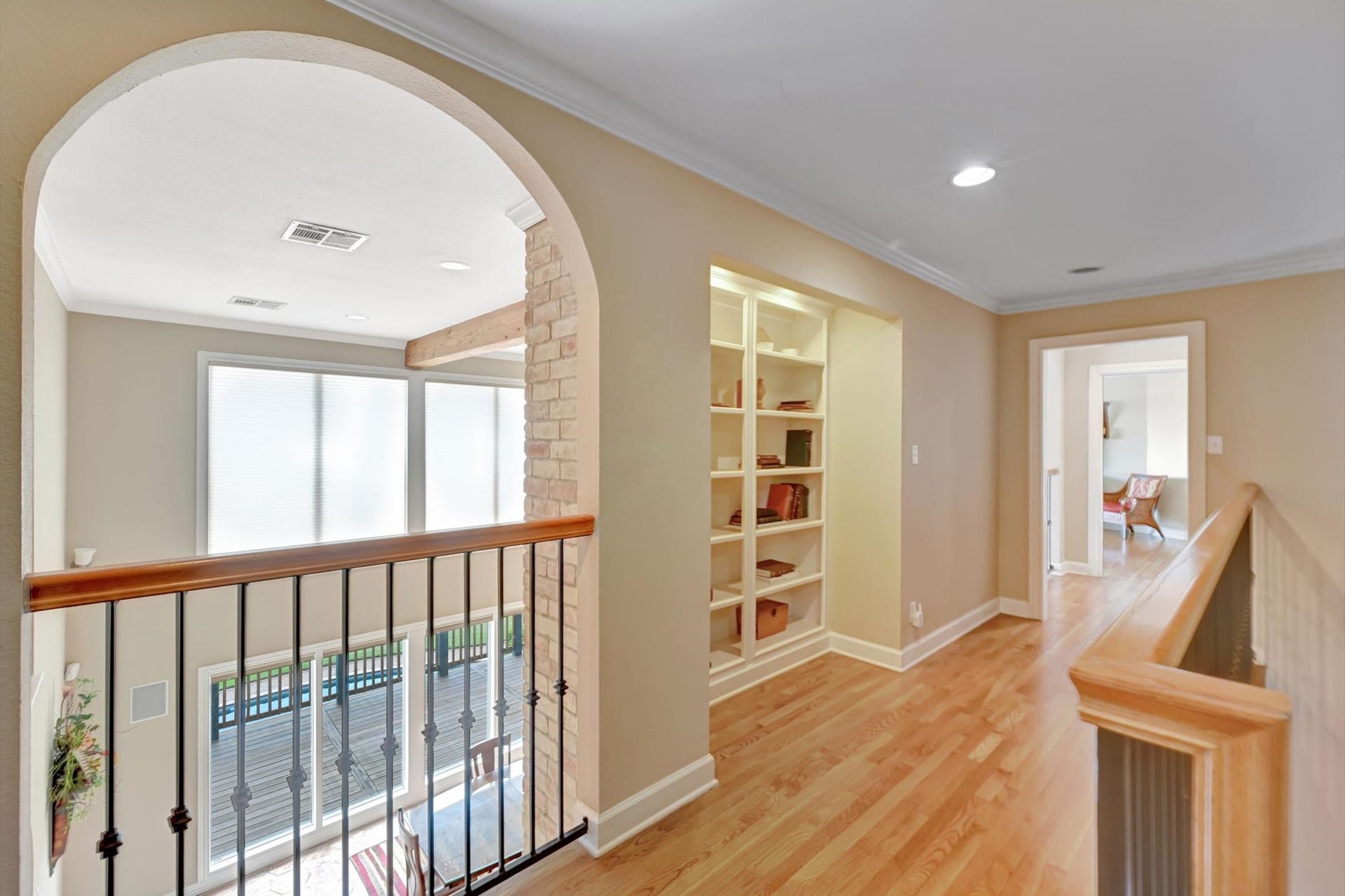 18718 Martinique Drive, Houston, TX 85310