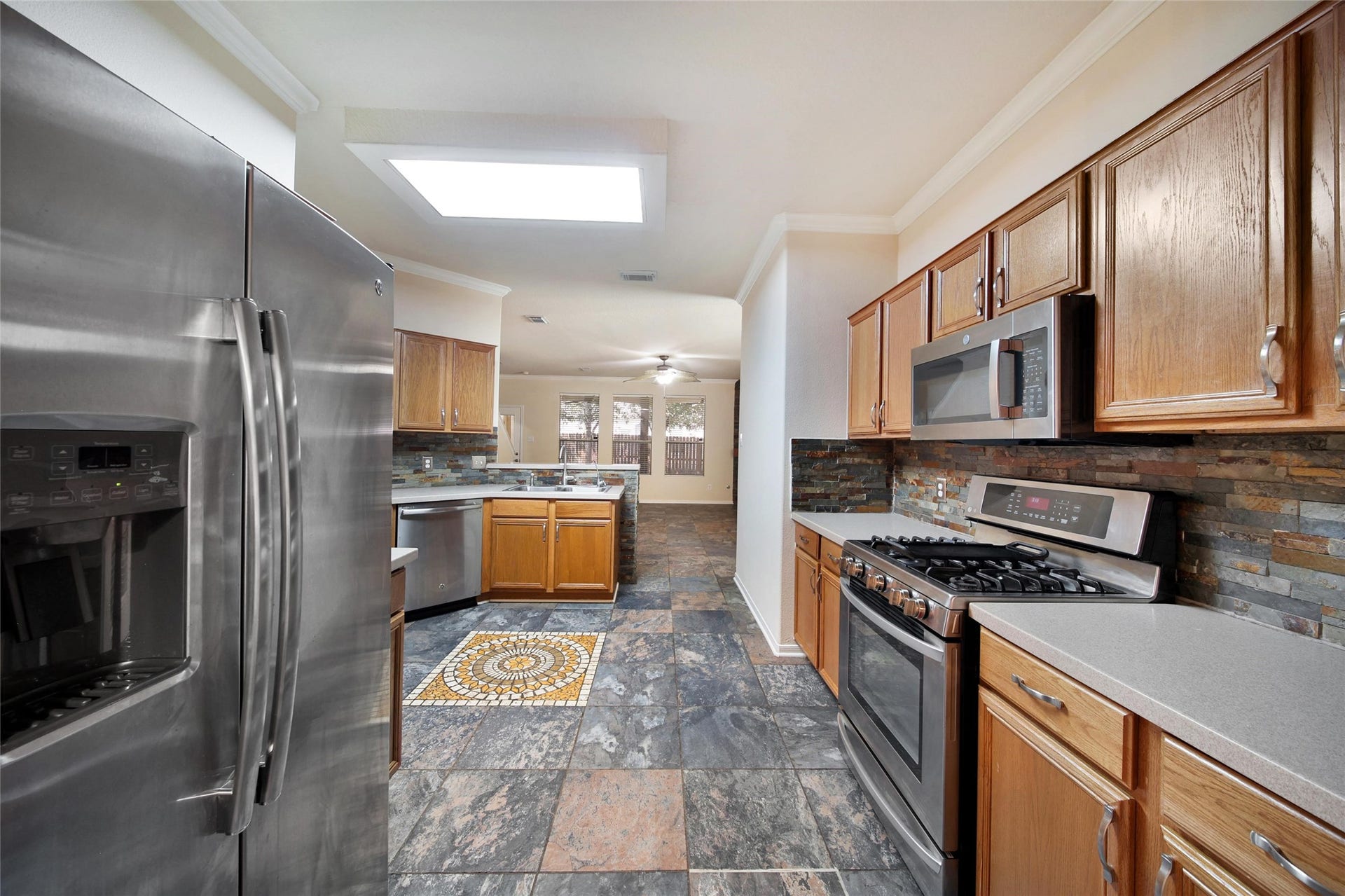 19302 Dawn Canyon Road, Houston, TX 77084 19302 Dawn Canyon Road, Houston, TX 77084