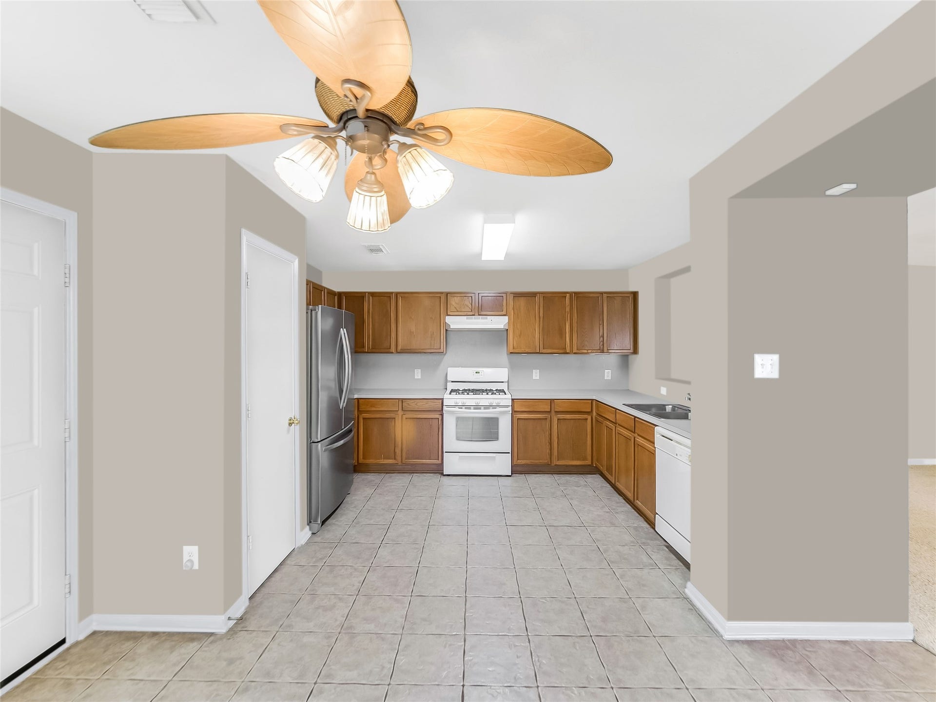 20911 Harvest Terrace Lane, Spring, TX 77379 Kitchen overview