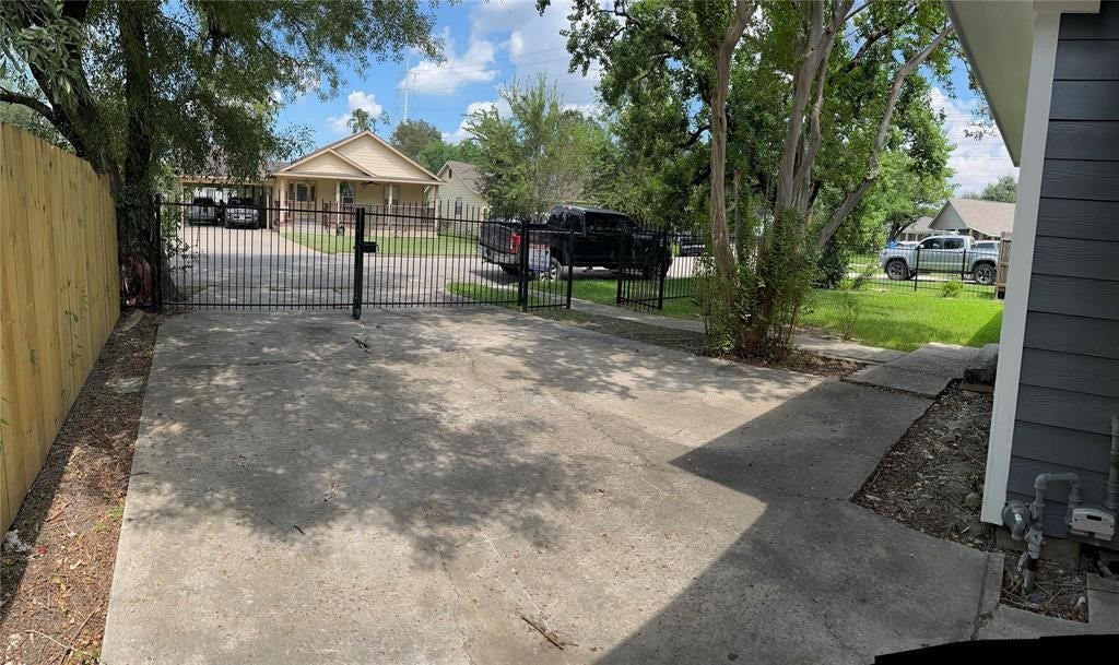 1102 14th Street, Galena Park, TX 77547 1102 14th Street, Galena Park, TX 77547